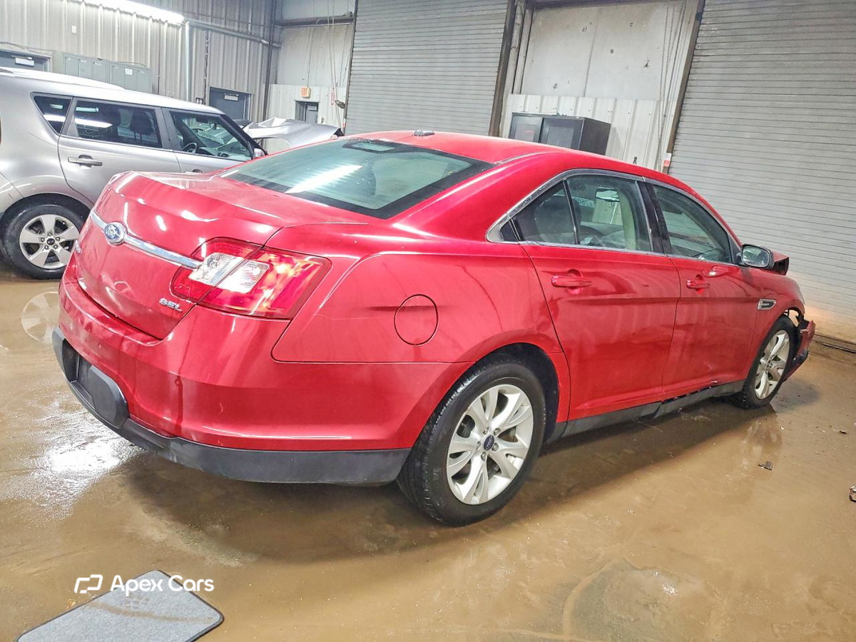 Ford Taurus 2011