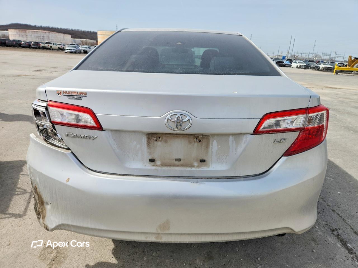 Toyota Camry 2012