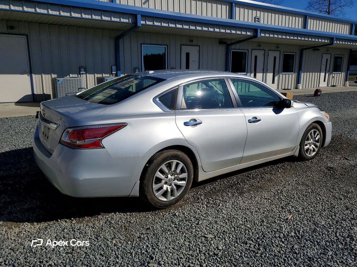 Nissan Altima 2015