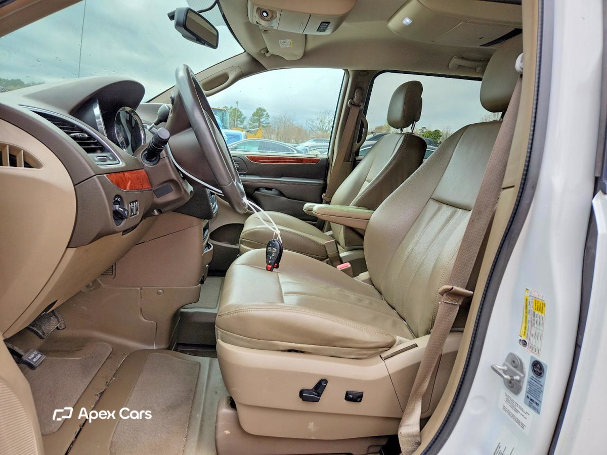 Chrysler Voyager 2014