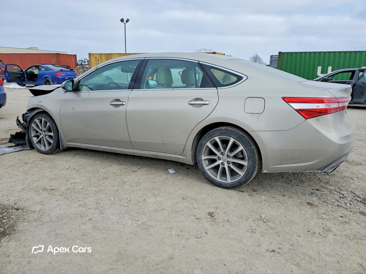 Toyota Avalon 2015