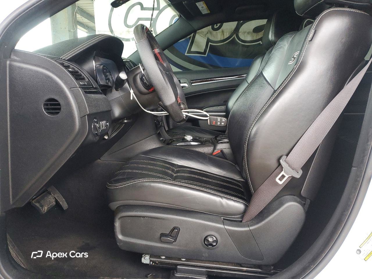 Chrysler 300 2019