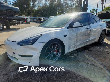 Tesla Model 3 2021 - Image 1 of 12
