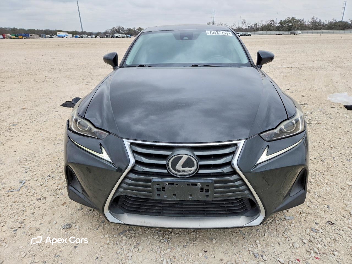 Lexus IS 2017
