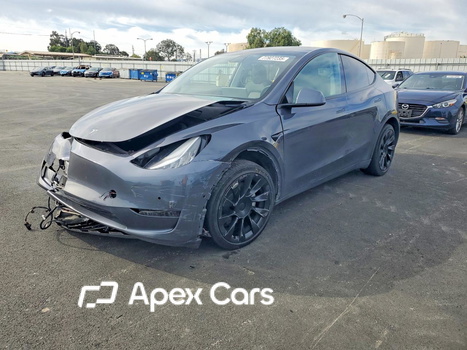Tesla Model Y 2020 - Image 1 of 13