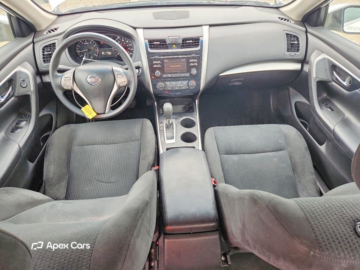 Nissan Altima 2015