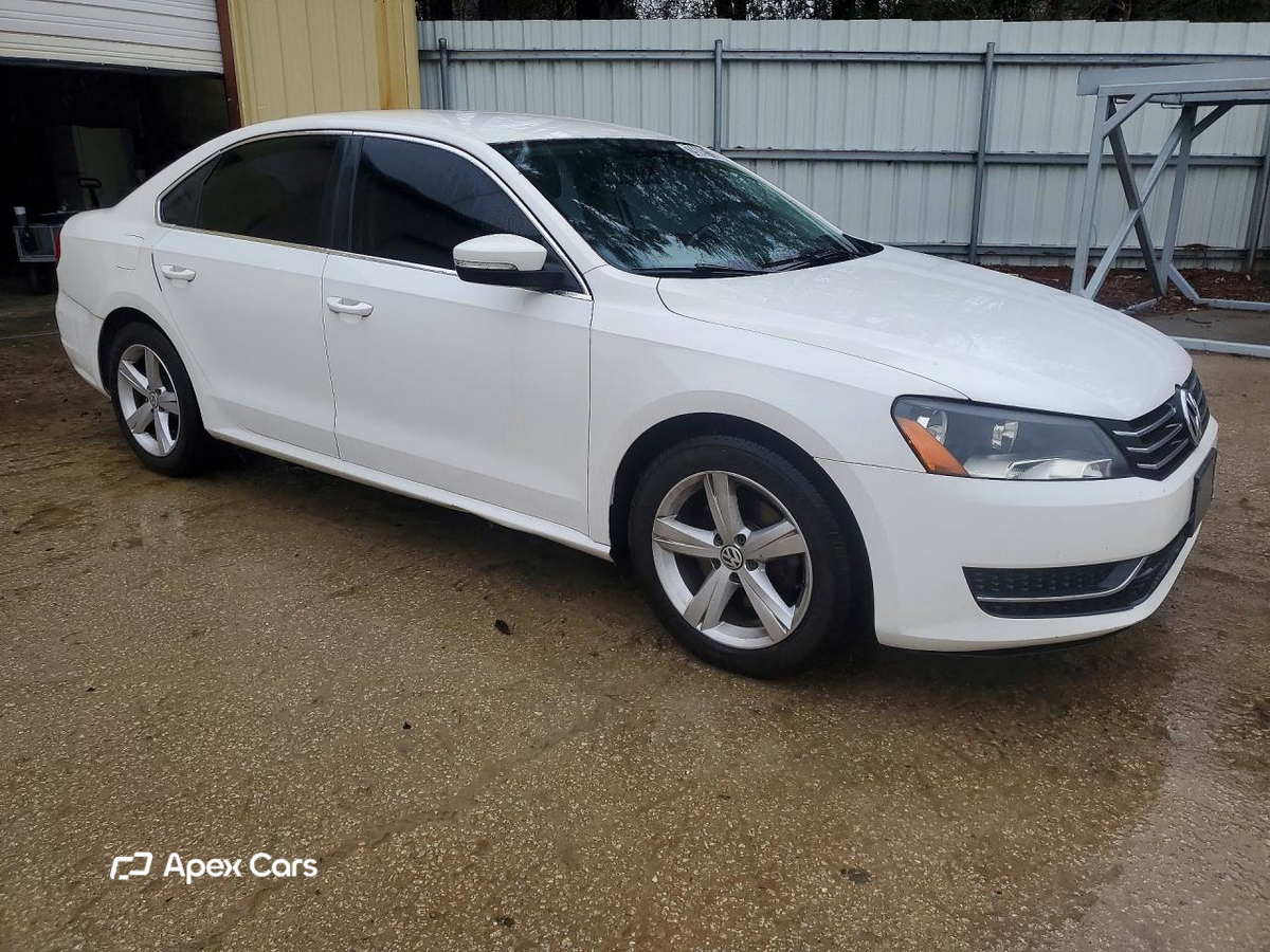 Volkswagen Passat 2013