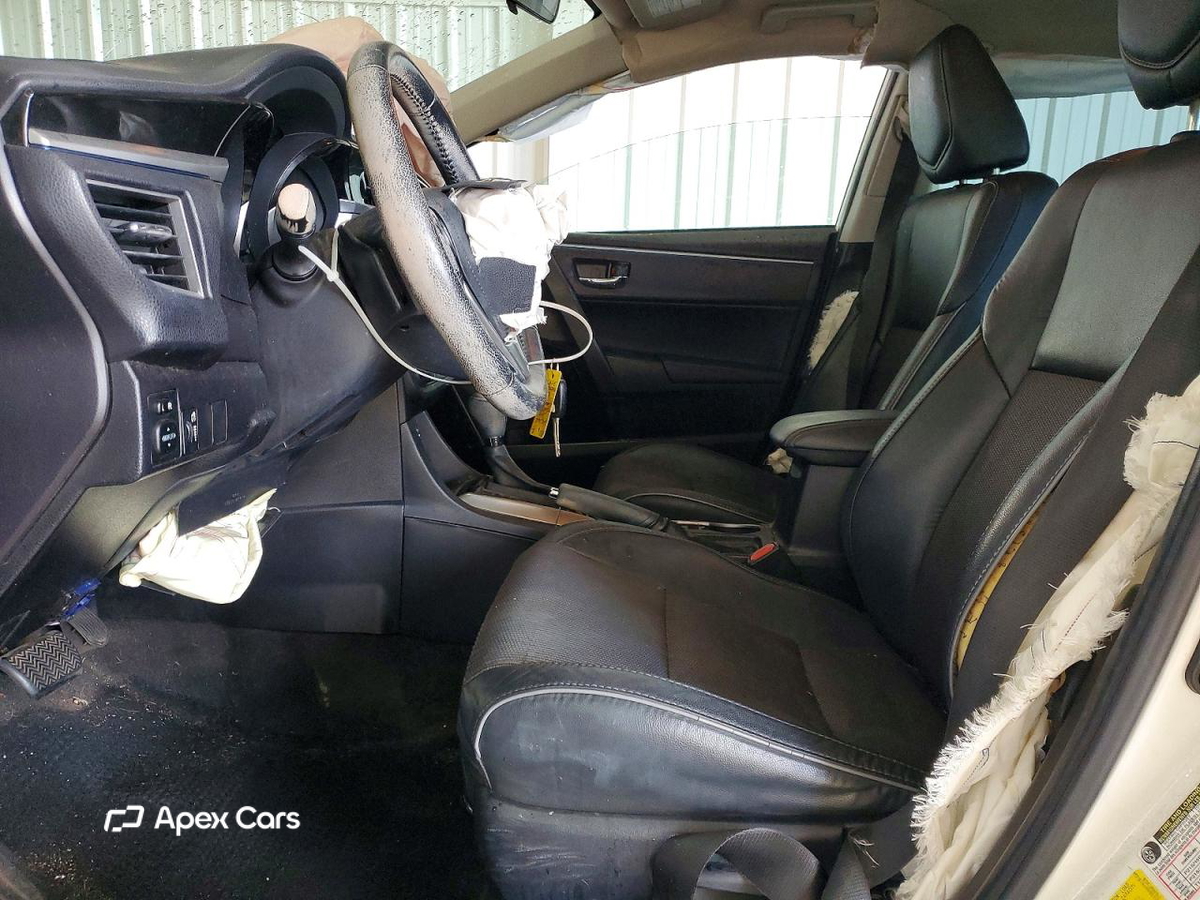 Toyota Corolla 2015