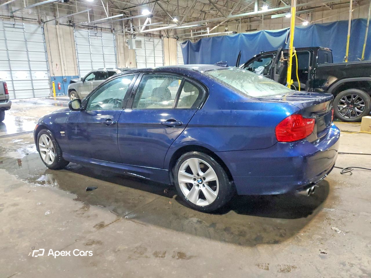 BMW Series 3 2011