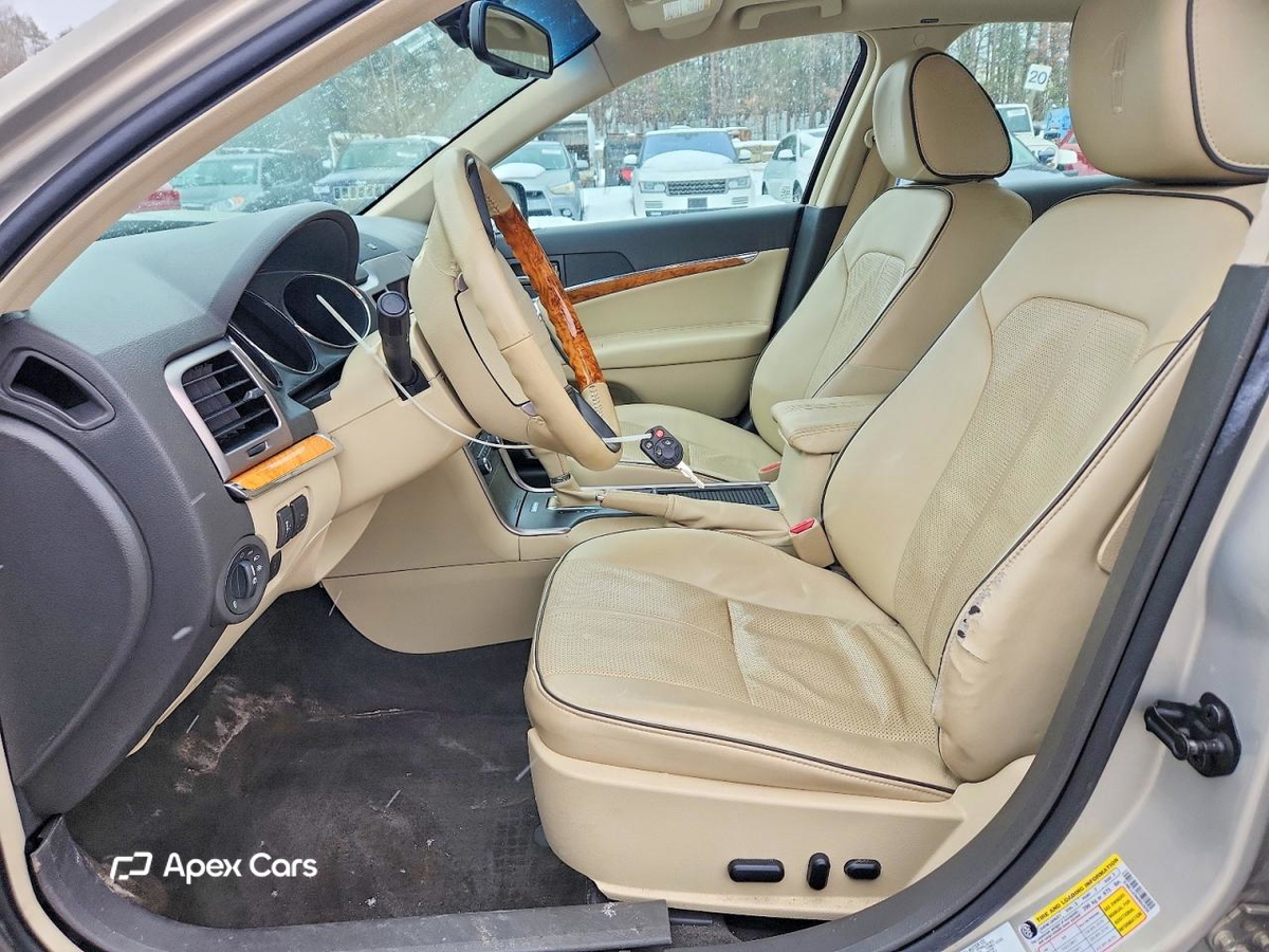 Lincoln MKZ 2010