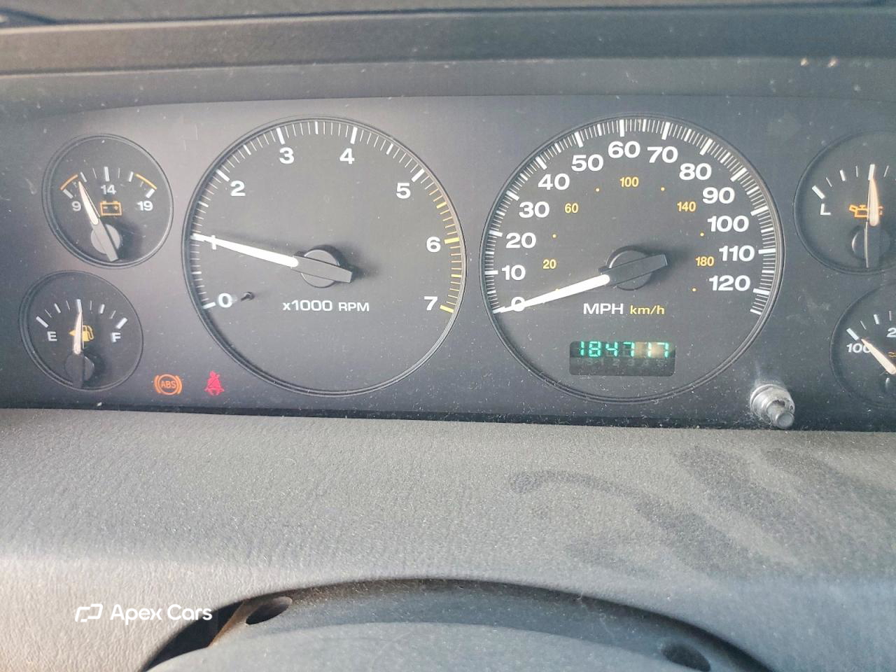 Jeep Cherokee 2003