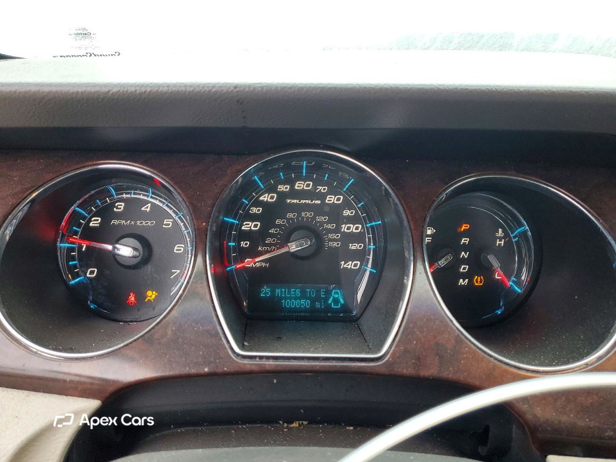 Ford Taurus 2010