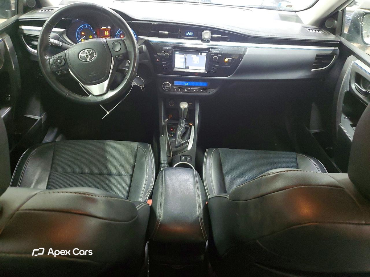 Toyota Corolla 2015
