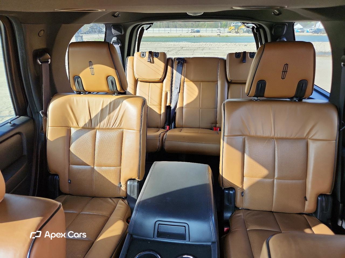 Lincoln Navigator 2014