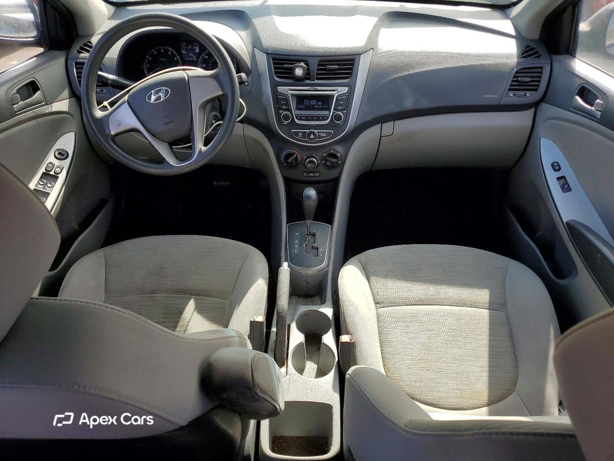 Hyundai Accent 2015