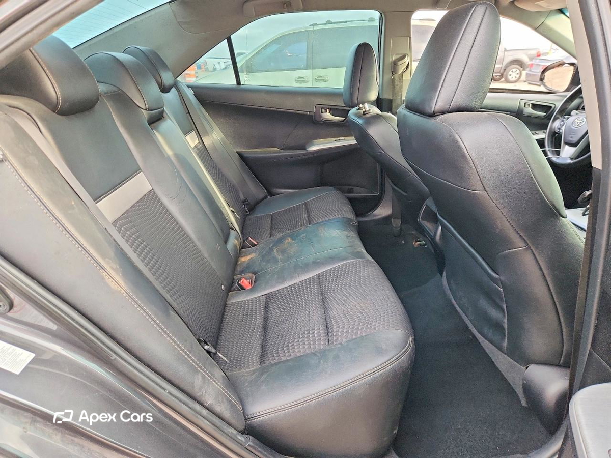 Toyota Camry 2012