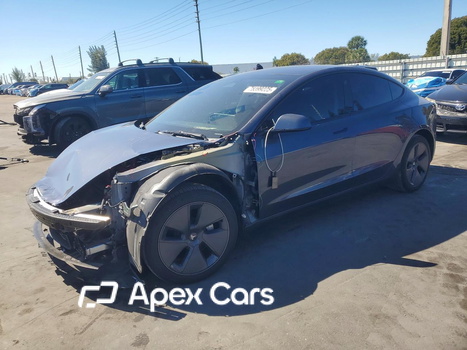 Tesla Model 3 2023 - Image 1 of 12