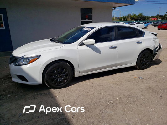 Nissan Altima 2016 - Image 1 of 12