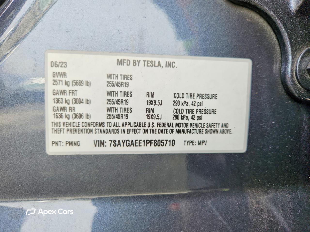 Tesla Model Y 2023