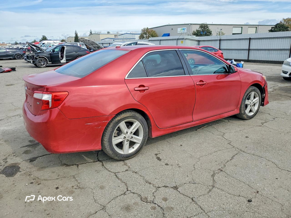Toyota Camry 2012