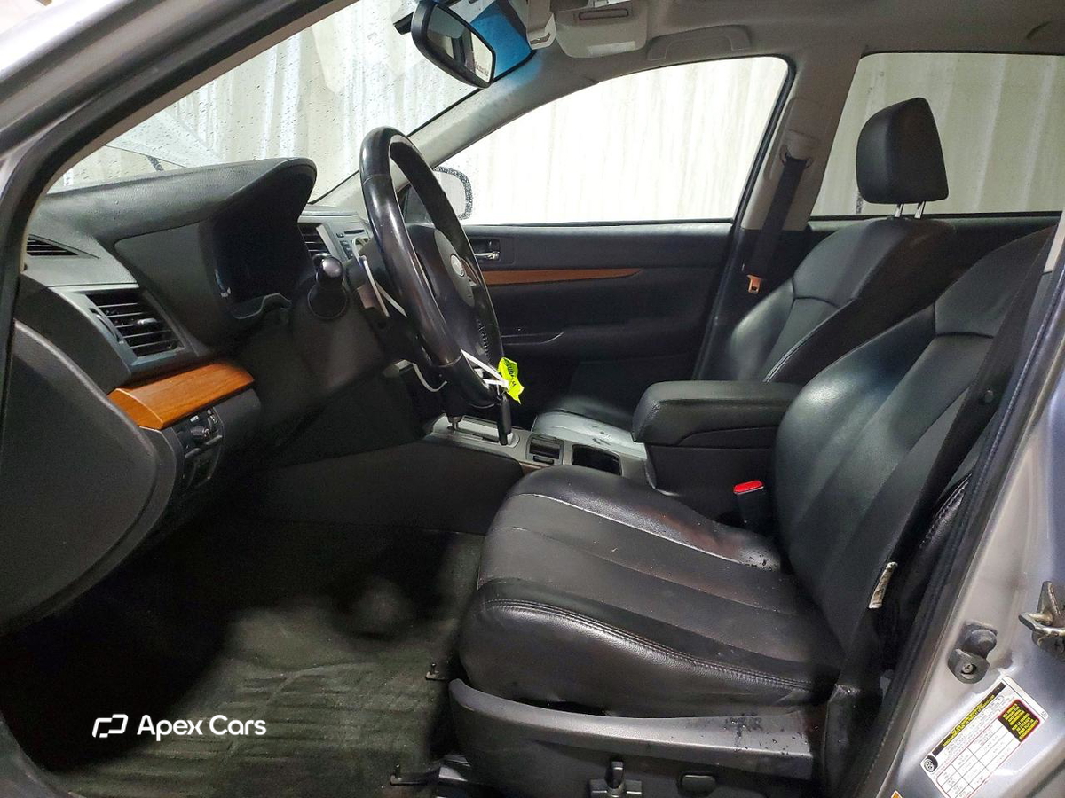 Subaru Outback 2013