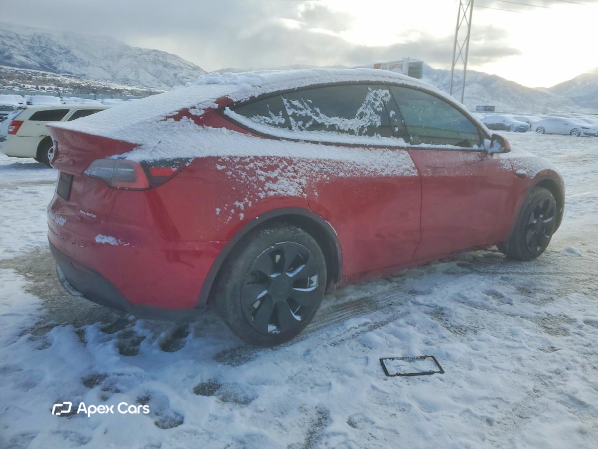 Tesla Model Y 2021