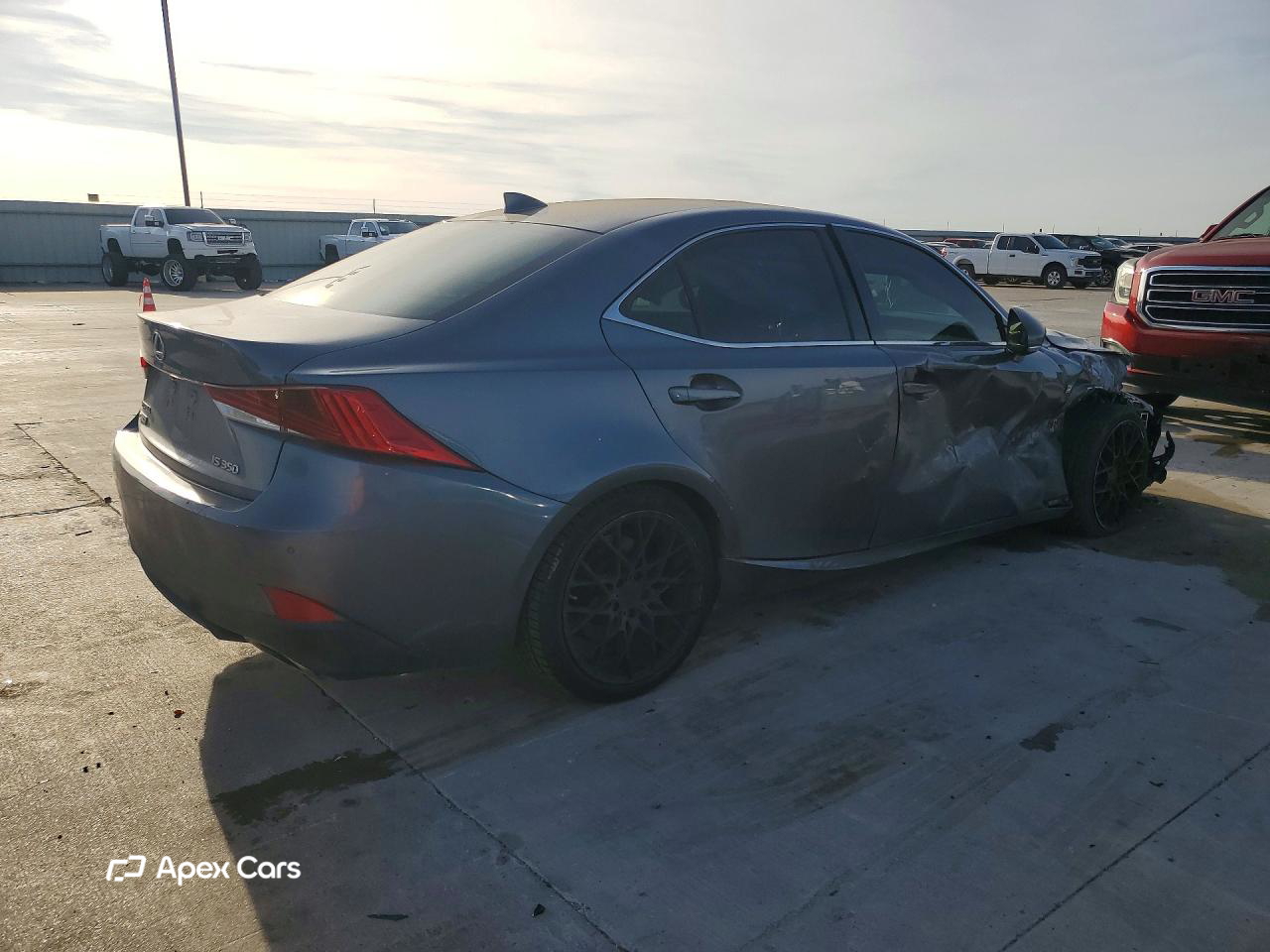 Lexus IS 2020