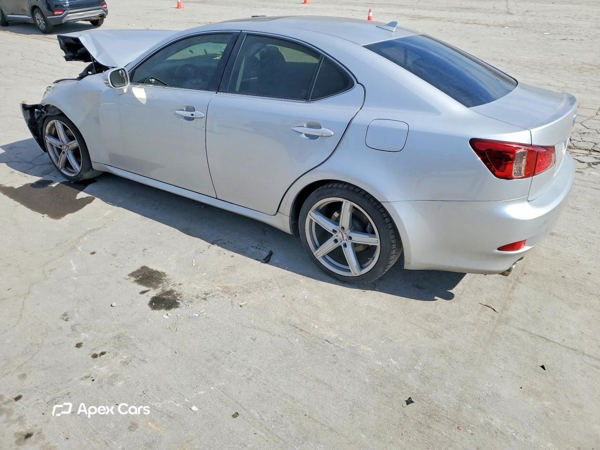 Lexus IS 2013