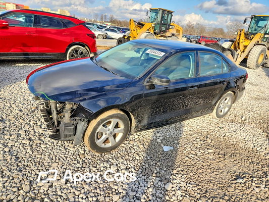 Volkswagen Jetta 2015 - Image 1 of 13