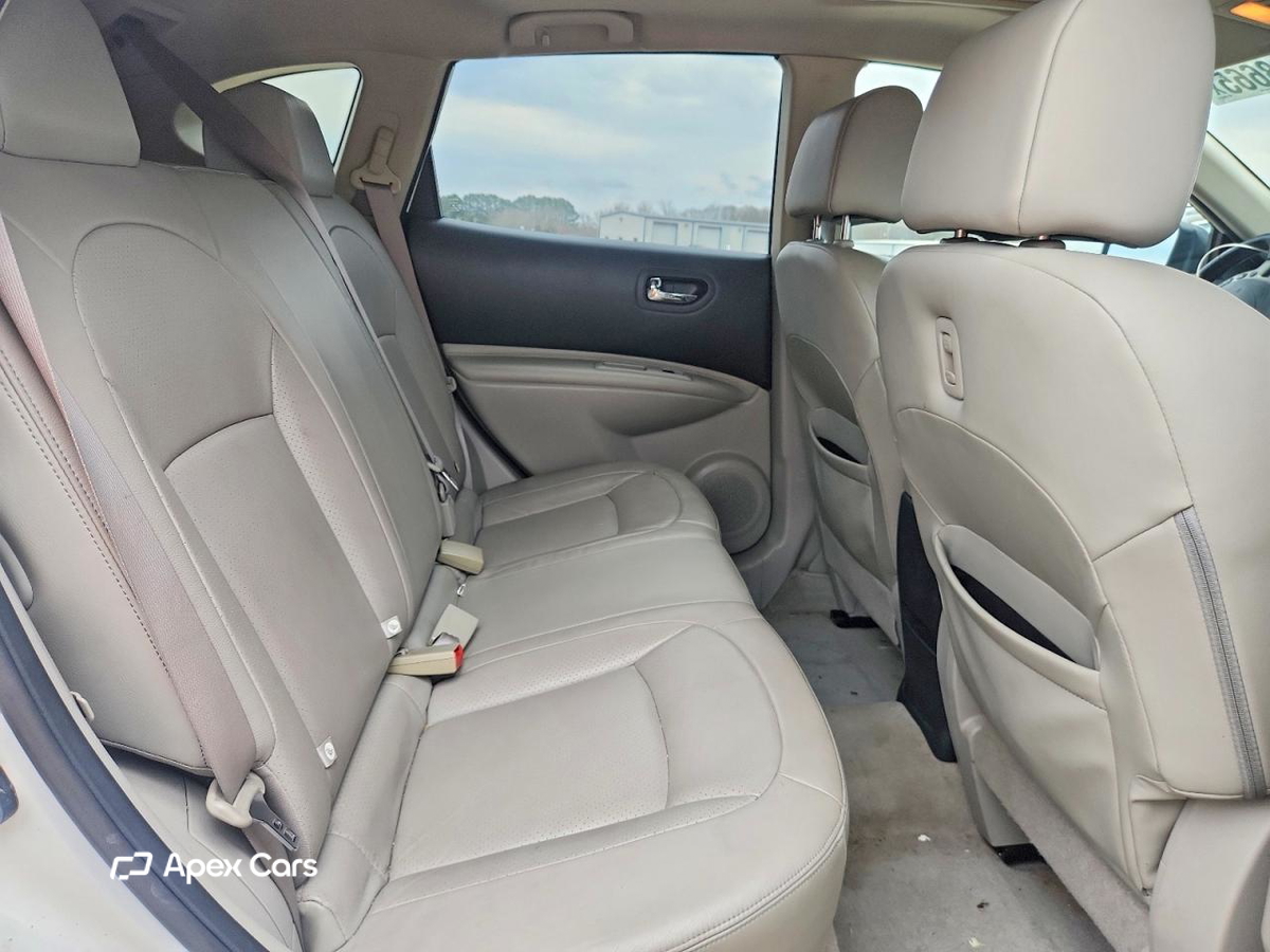 Nissan Rogue 2012