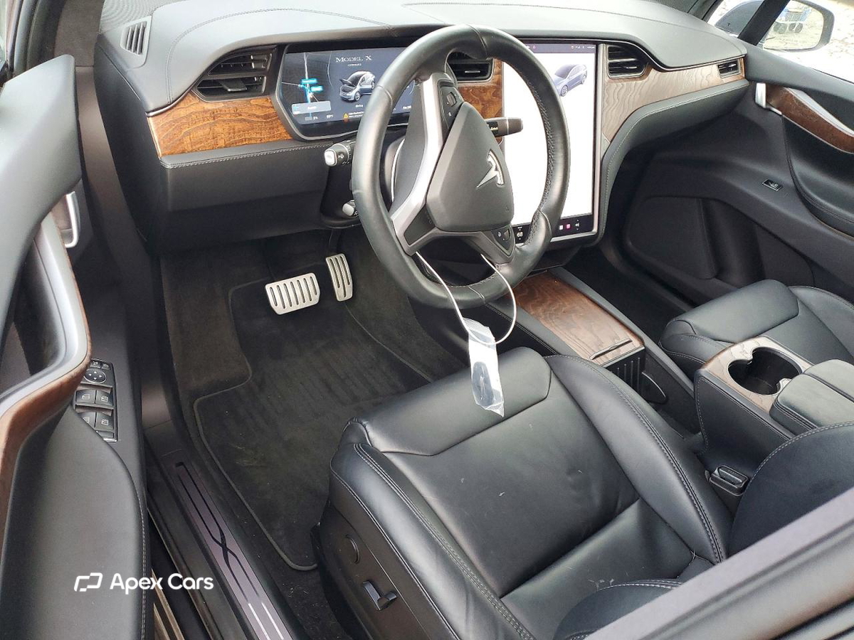 Tesla Model X 2019