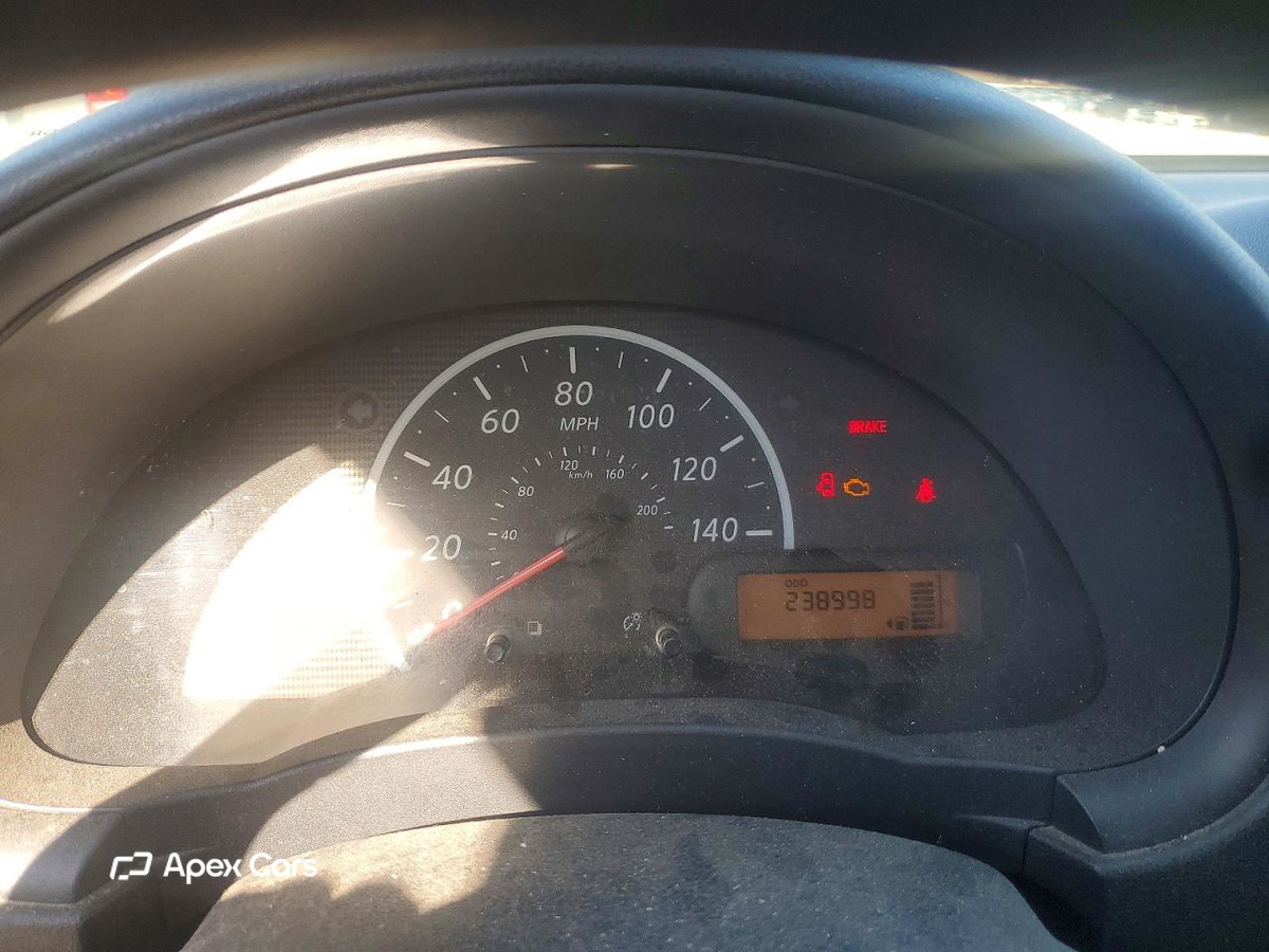 Nissan Versa 2012