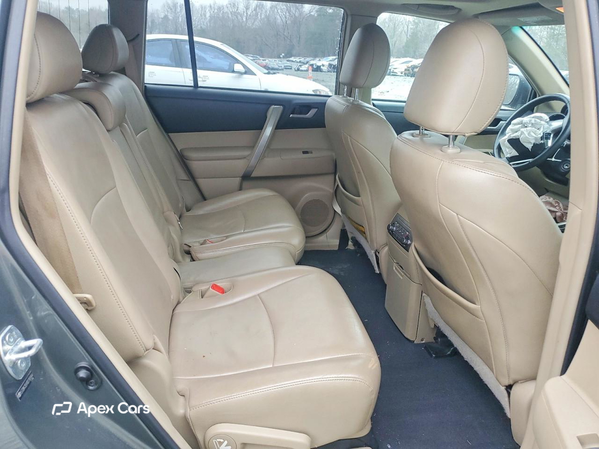 Toyota Highlander 2013