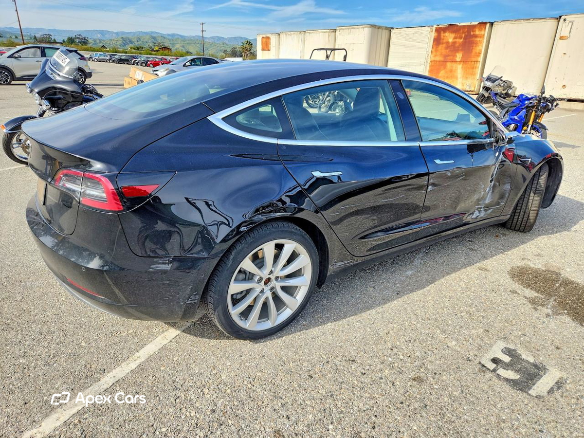 Tesla Model 3 2018
