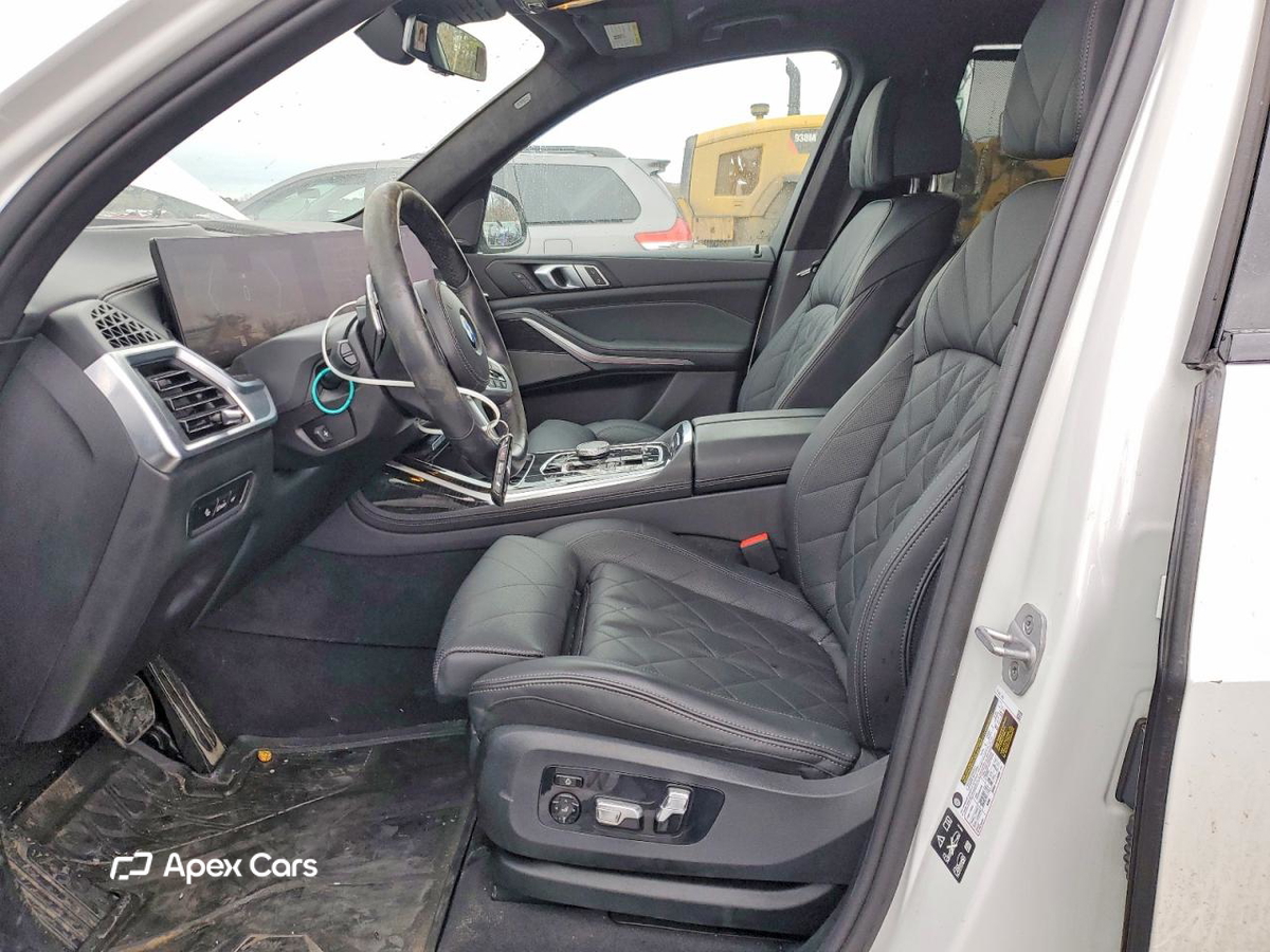 BMW X7 2025