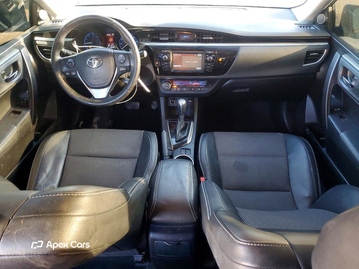 Toyota Corolla 2015