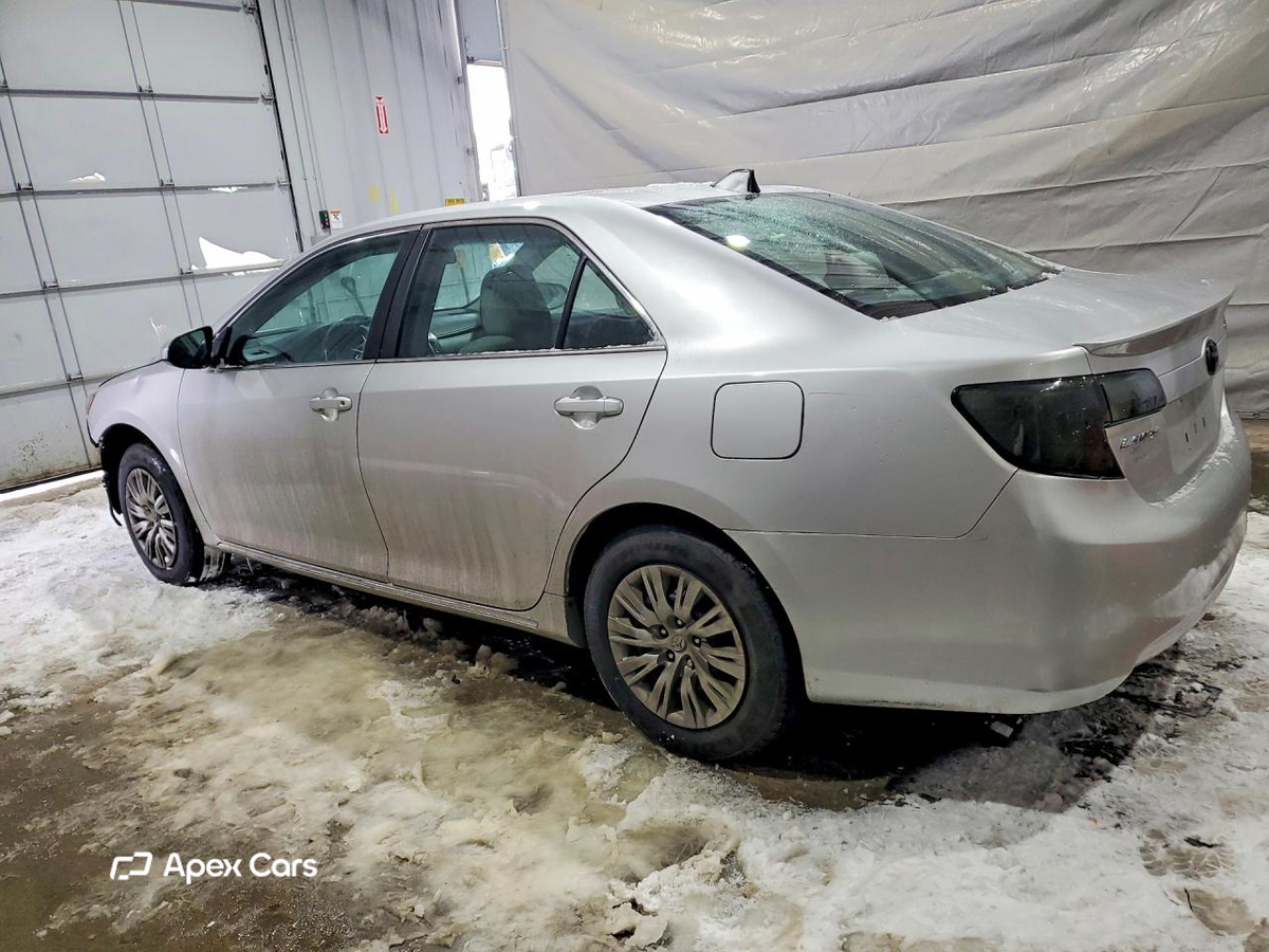 Toyota Camry 2012