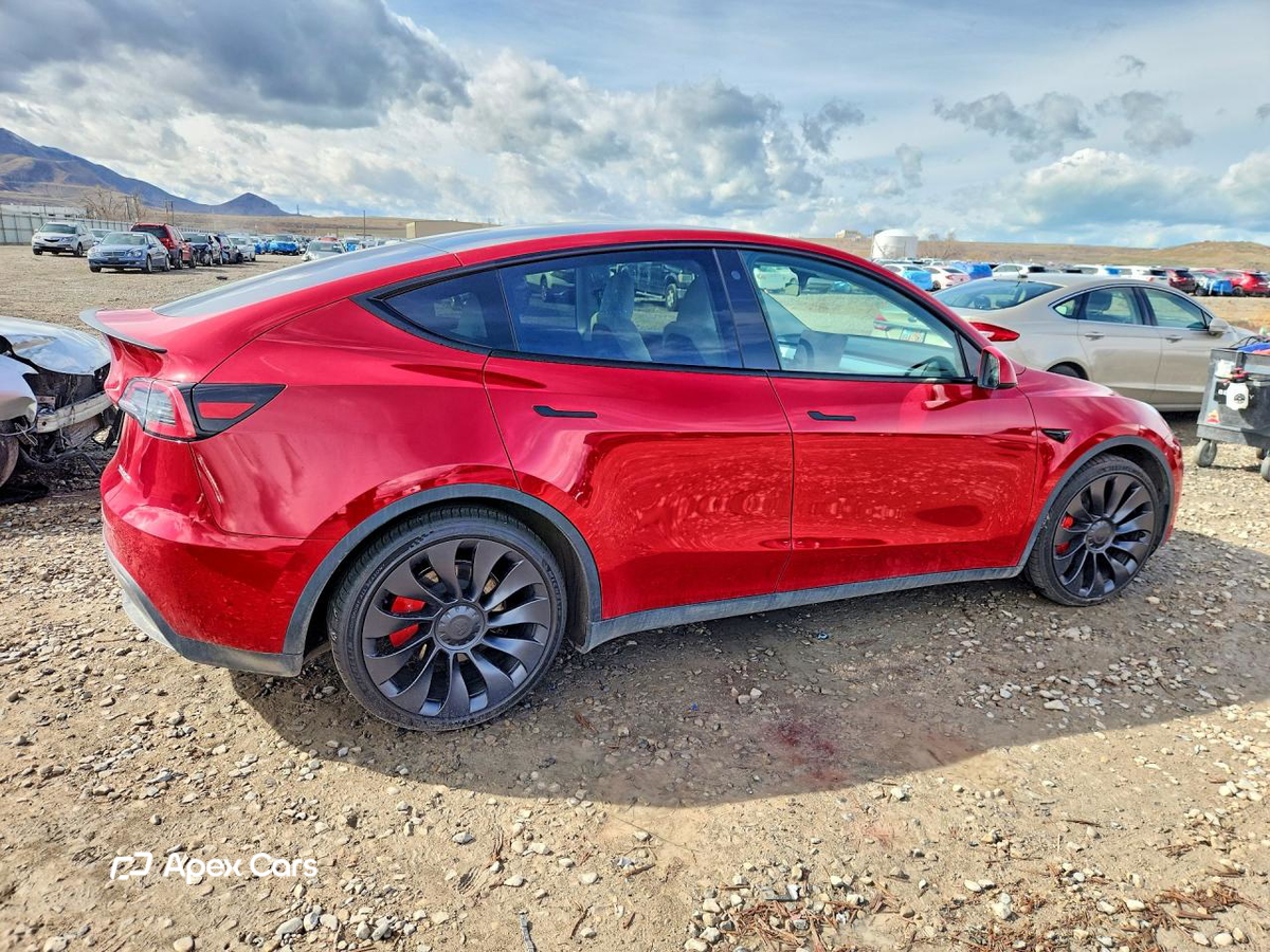 Tesla Model Y 2023