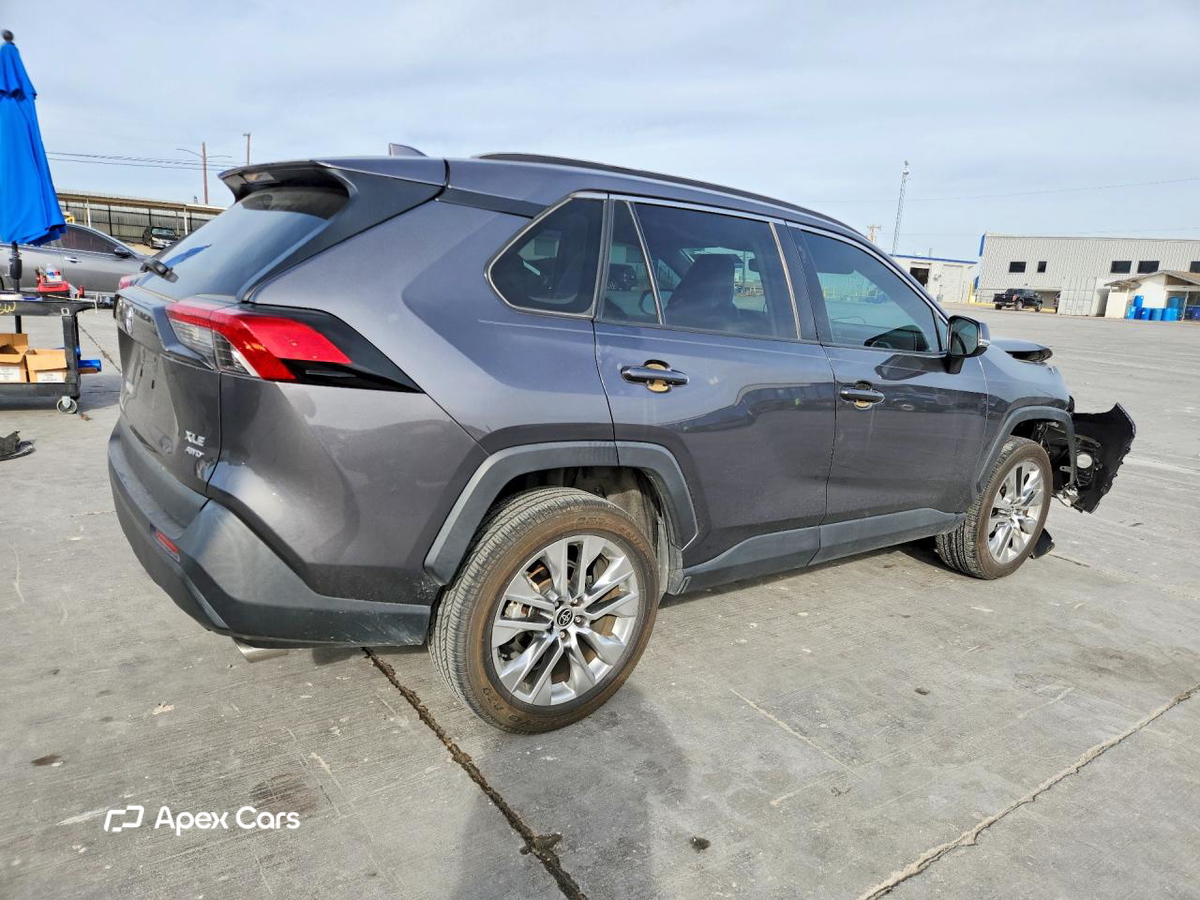 Toyota RAV 4 2021