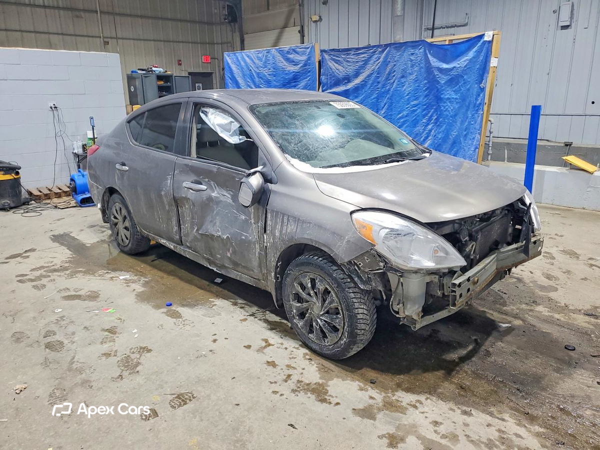 Nissan Versa 2012