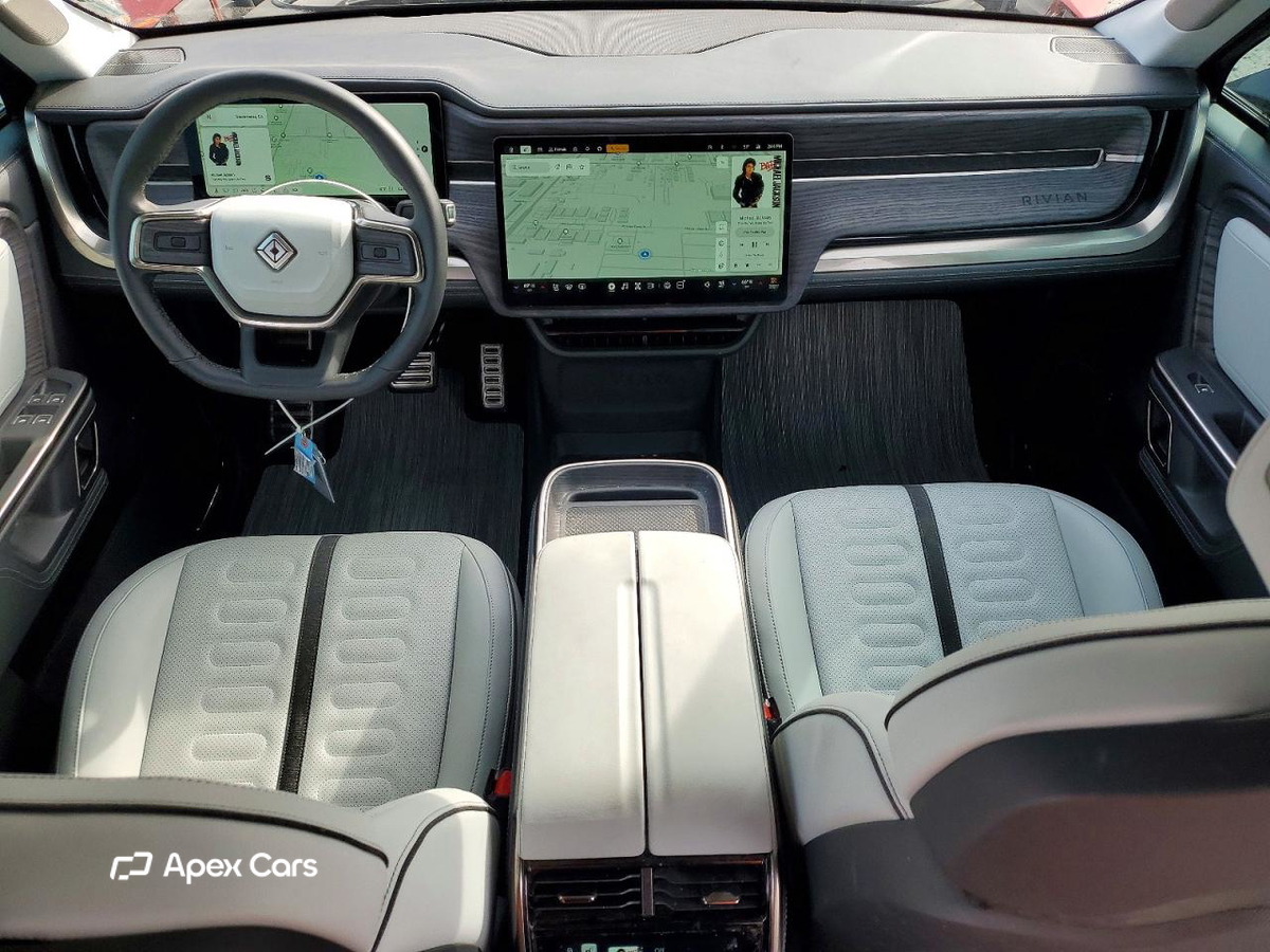 Rivian R1S 2024