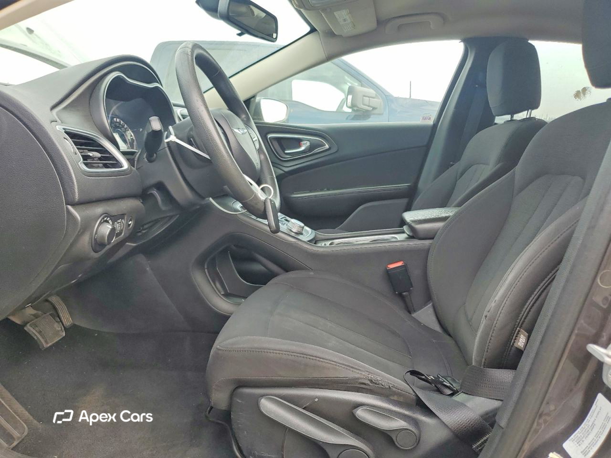 Chrysler 200 2015