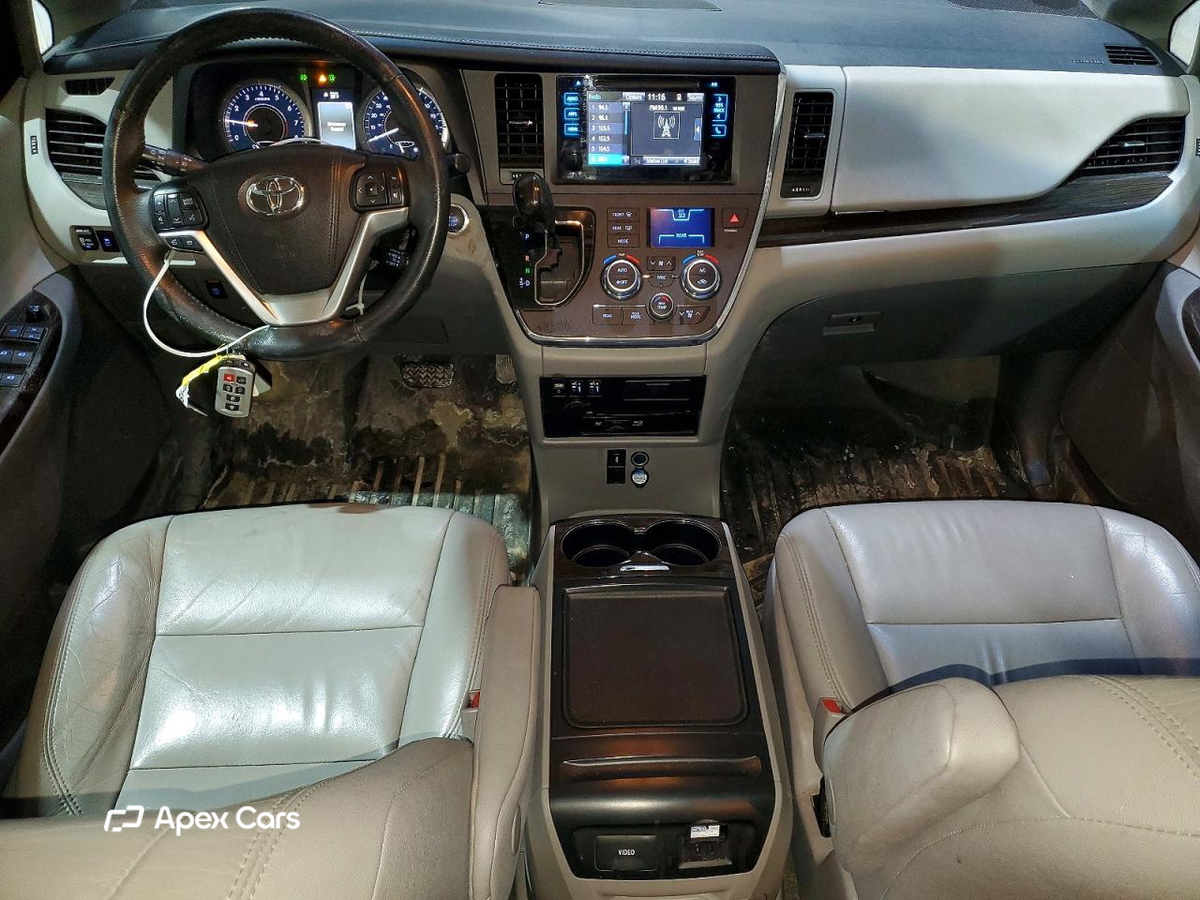 Toyota Sienna 2017