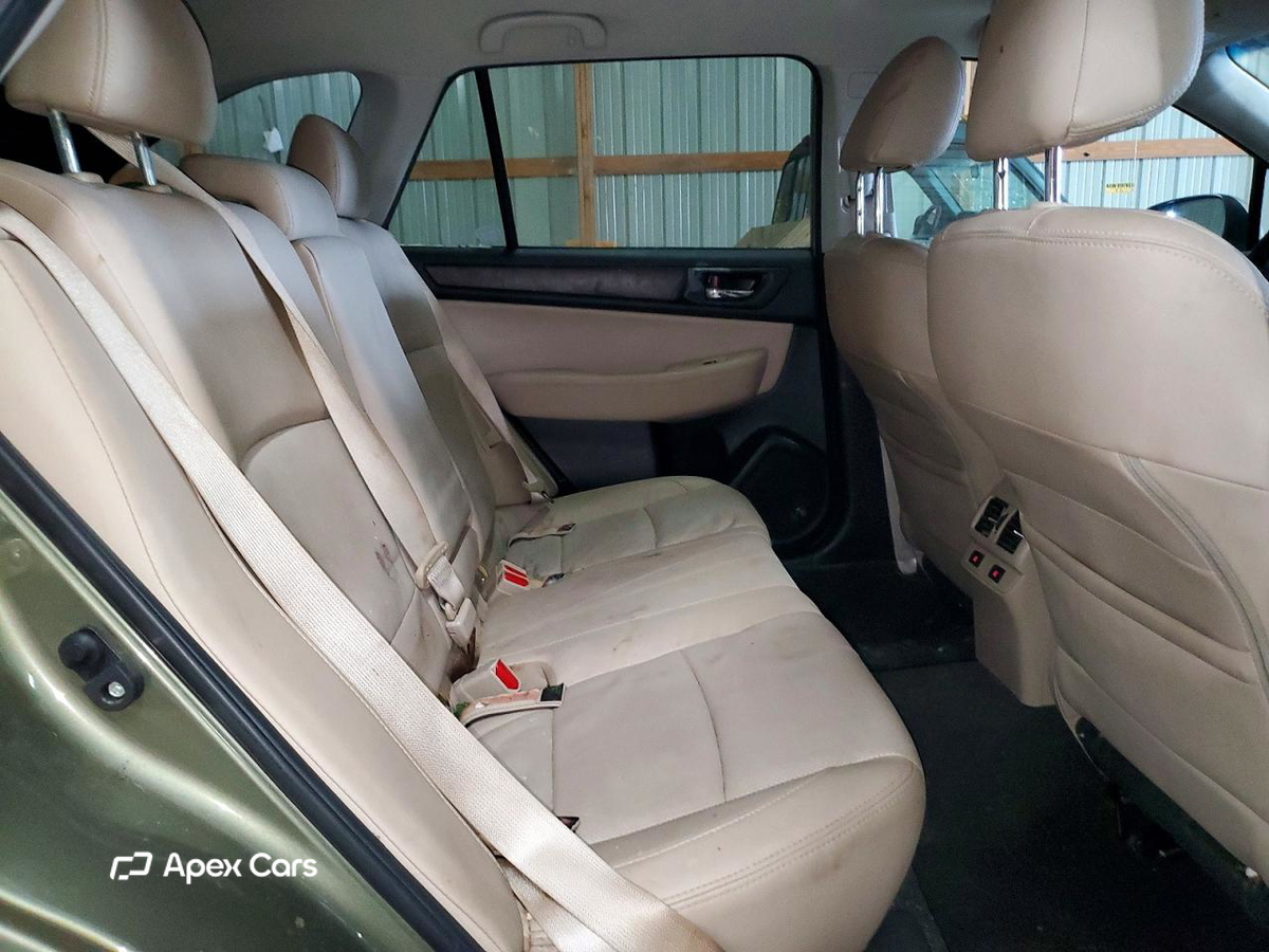 Subaru Outback 2016