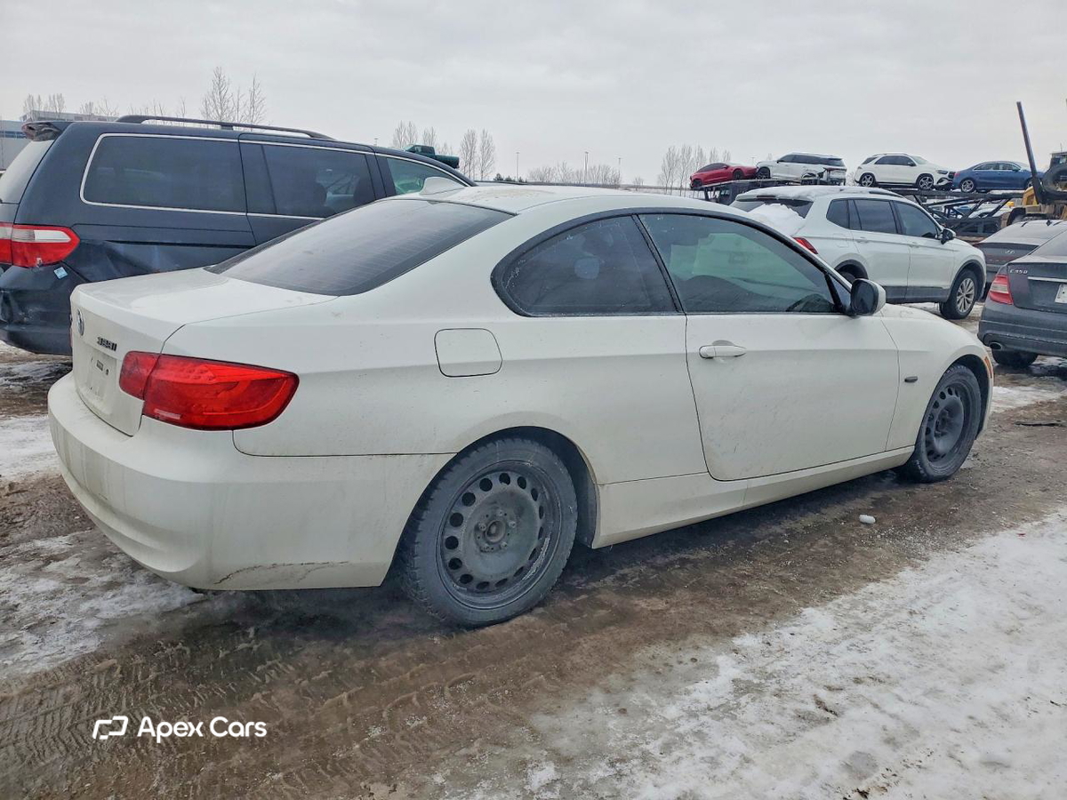 BMW Series 3 2011