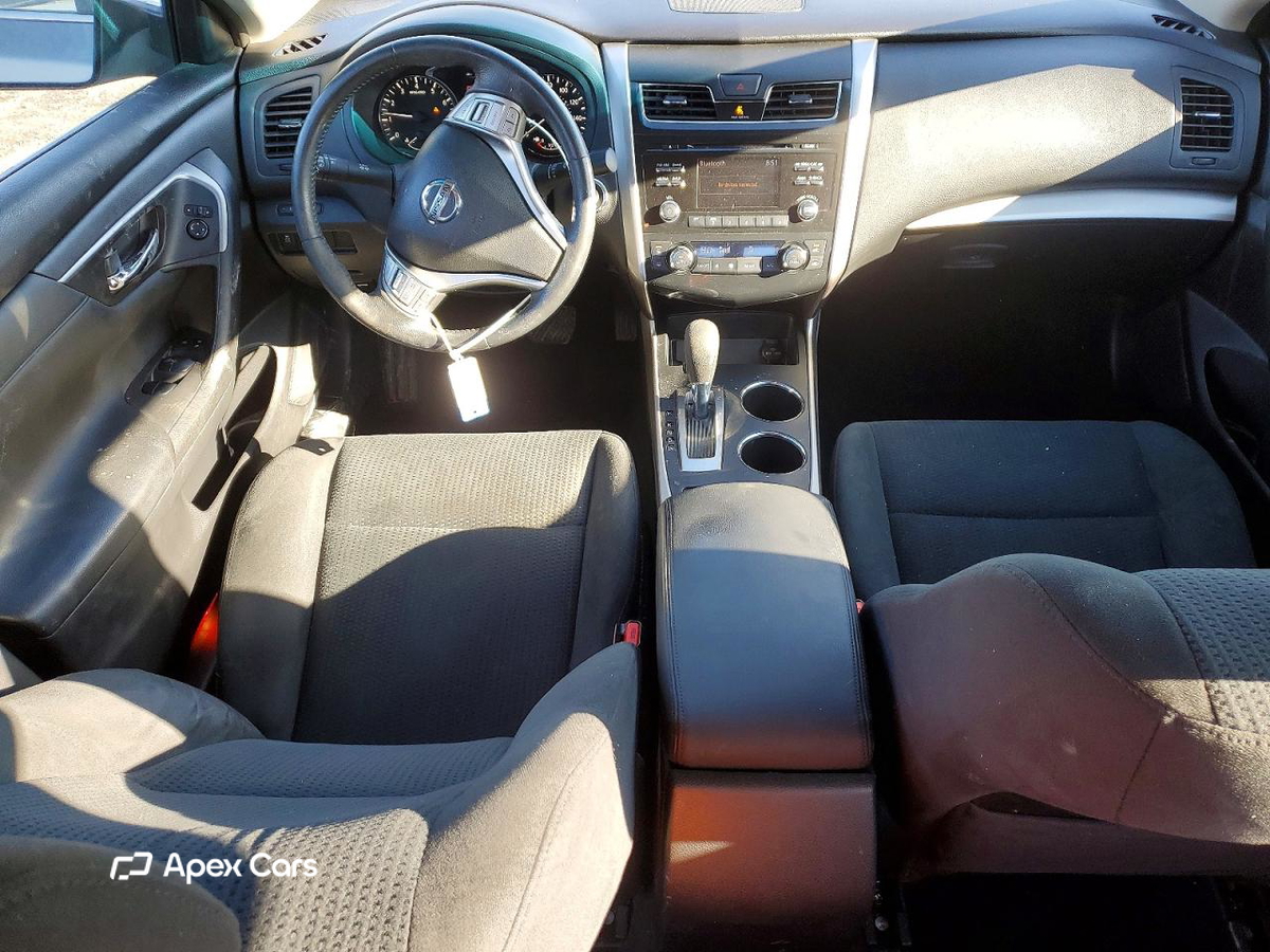 Nissan Altima 2015