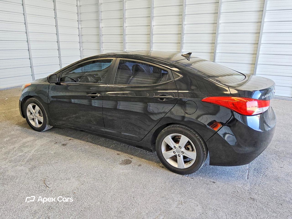 Hyundai Elantra 2011