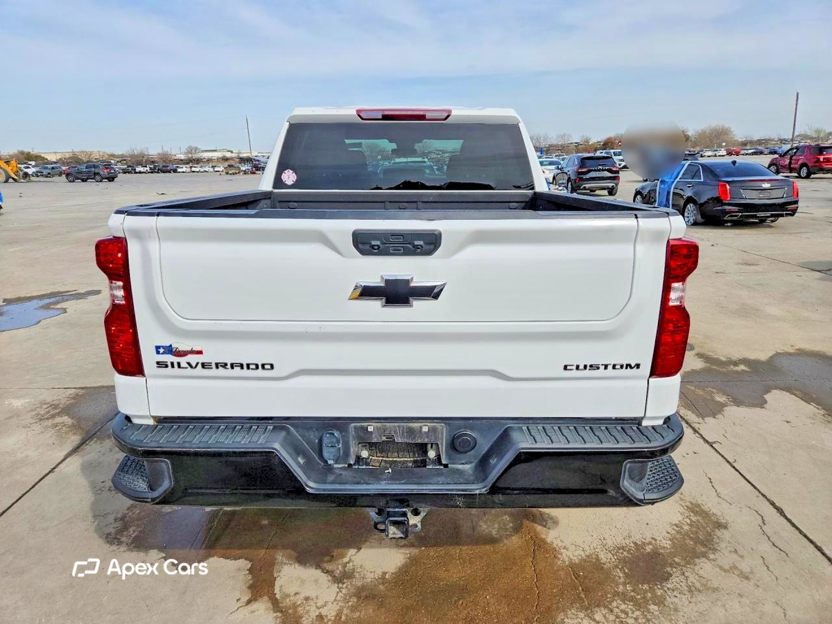 Chevrolet Silverado 2023