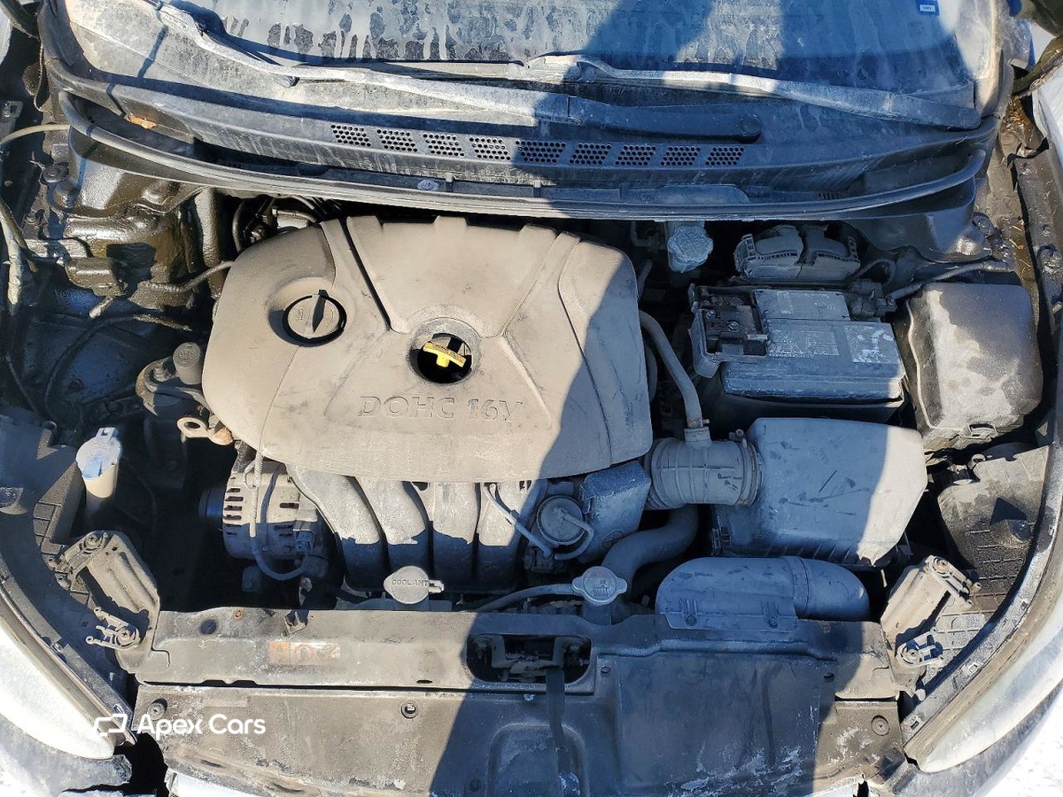 Hyundai Elantra 2013