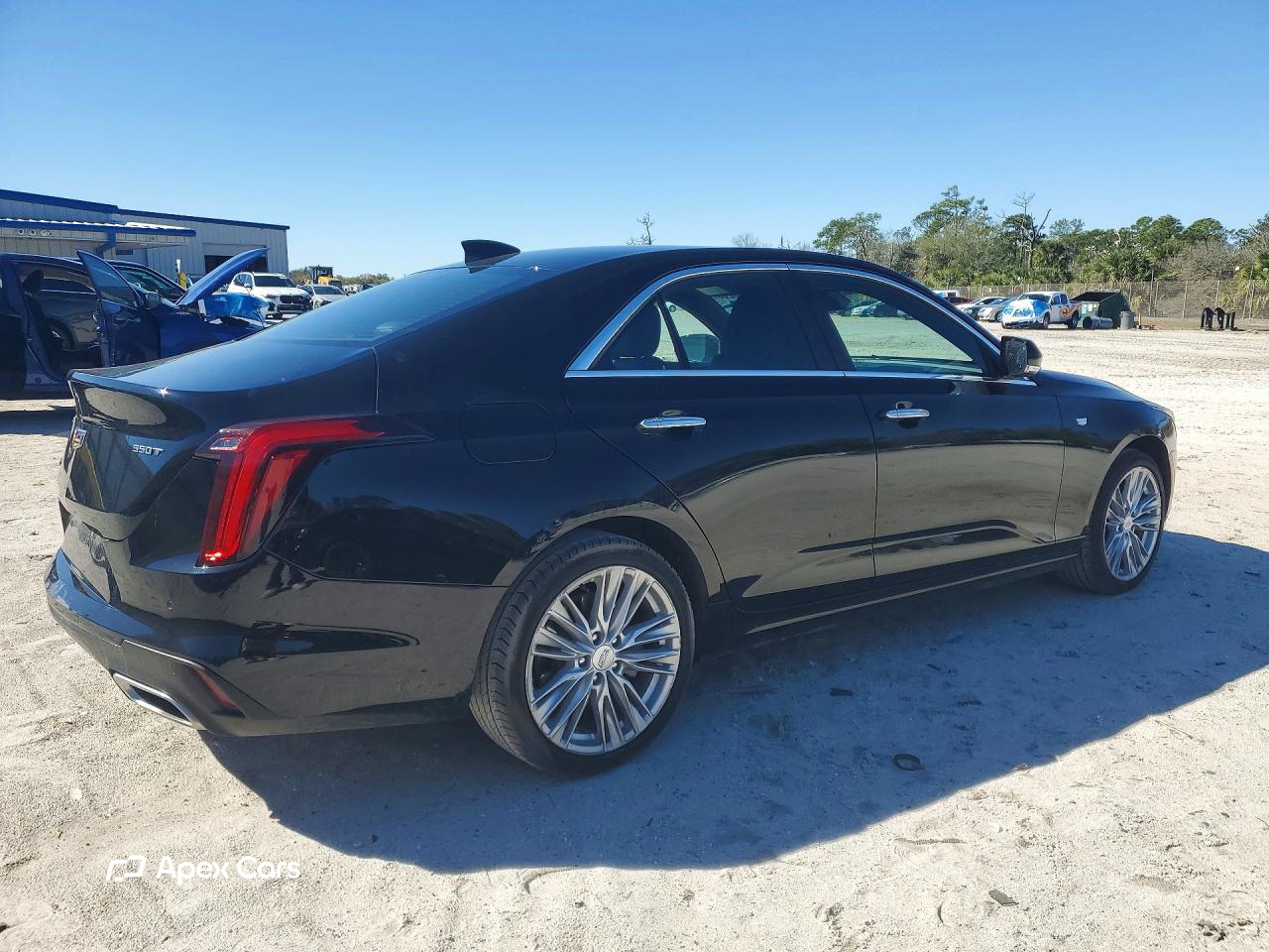 Cadillac CT4 2022